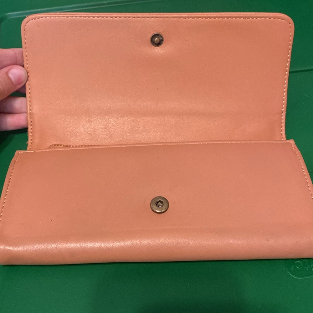 Wallet - Picture 2 of 6
